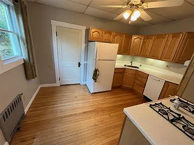 76 Powder House Blvd — Photo 11