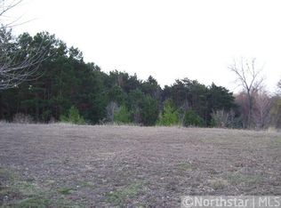 1017 Oak Bluff Cir, Saint Paul, MN 55119