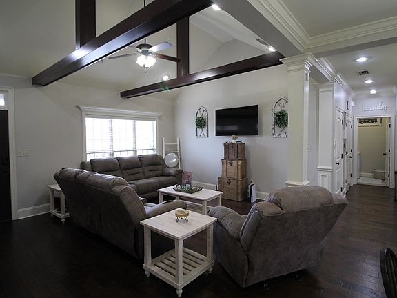 5th image of 4156 Bowen Way