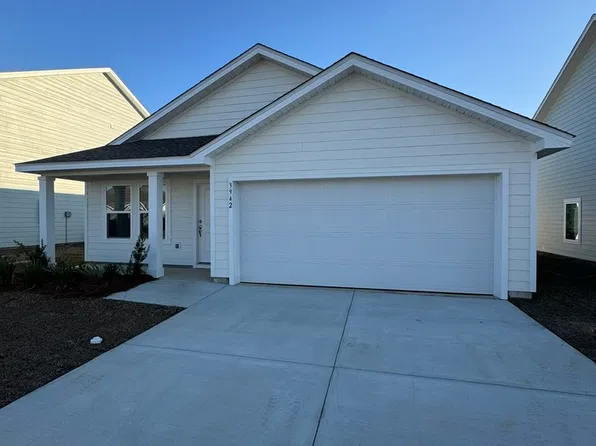 3942 Lombard St, Panama City, FL 32404
