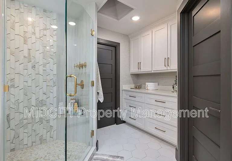 180 Lake Ridge Dr — Photo 33