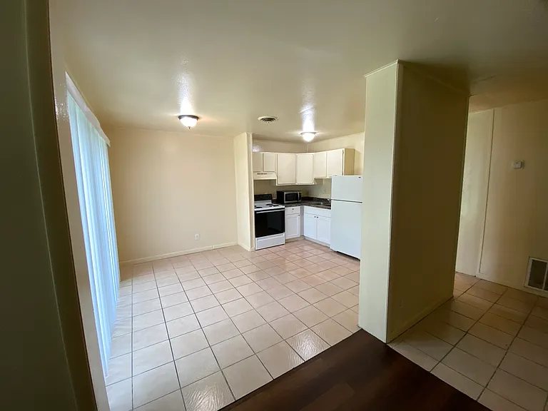 1630 S 2nd St #110 — Photo 5