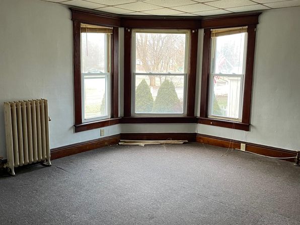 5 Park Pl APT 1