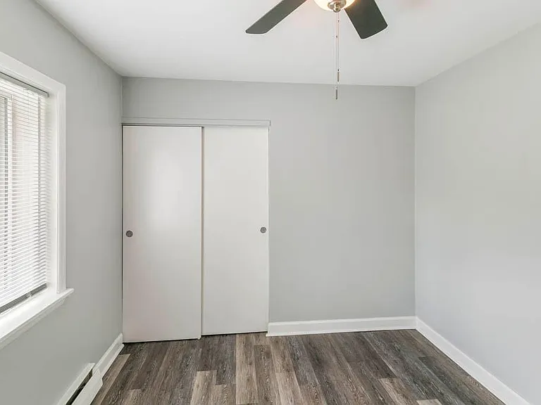 Linden Flats — Photo 8