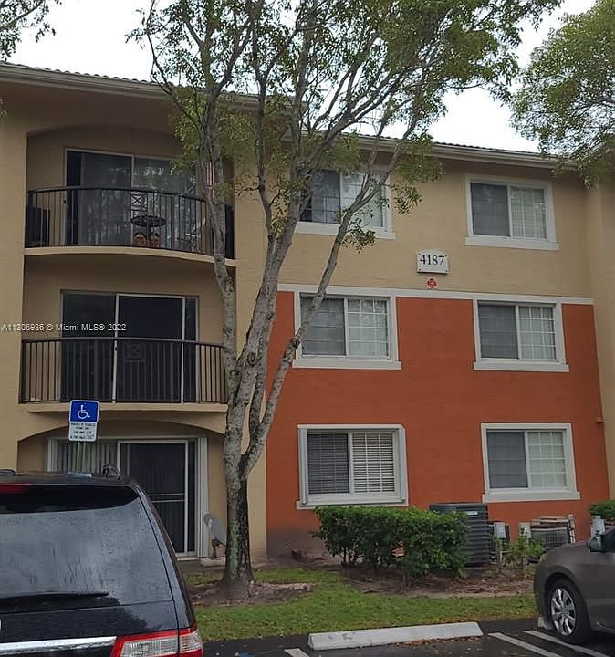 1st image of 4187 N Haverhill Rd APT 506