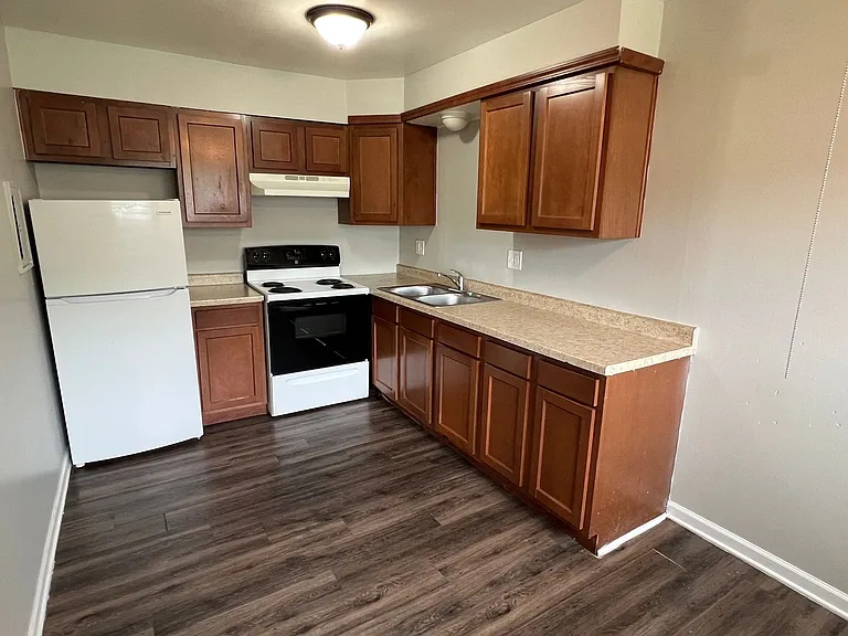 9130 E 10th St #2 — Photo 5