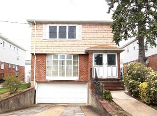 14639 28th Ave, Flushing, NY 11354