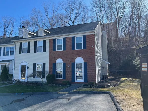 117 Tamarack Court #117, Torrington, CT 06790