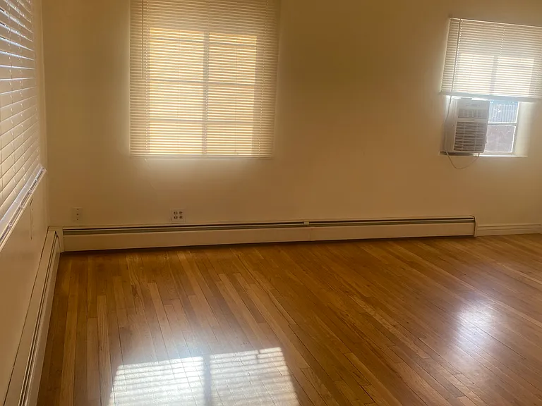 1250 Glenwood Ave #1250 — Photo 5