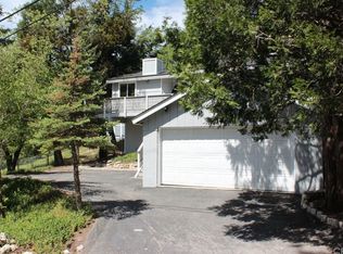 30322 Live Oak Rd, Running Springs Area, CA 92382