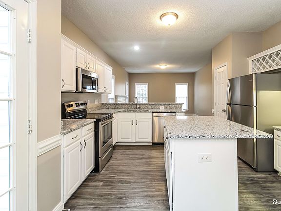 2nd image of 5808 Bayleaf Ln