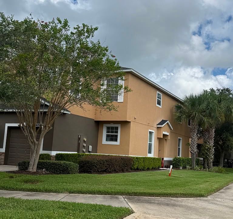 1st image of 2865 Adelaide Ct