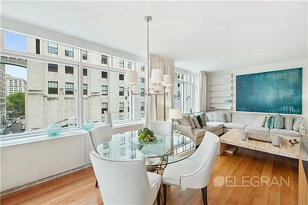 Sold by (Legacy) Elegran | media 2