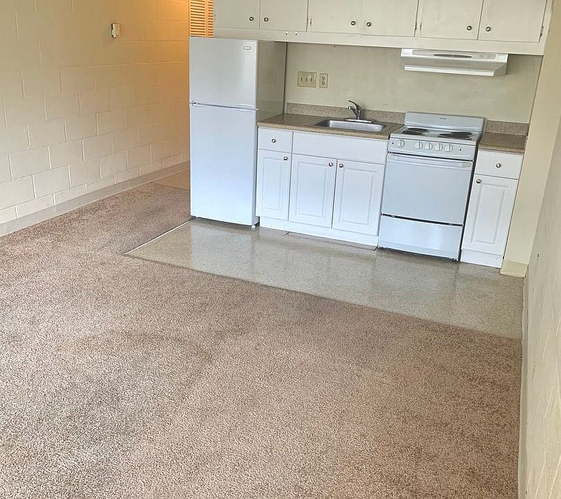 2nd image of 4139 12th Ave NE #406