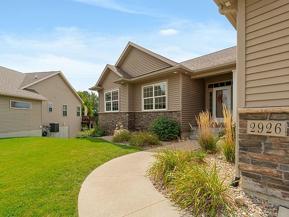 2nd image of 2926 Quail Hollow Ln