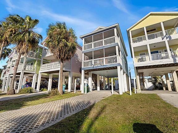 2nd image of 557 1st St