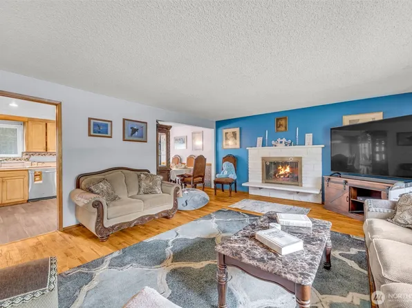 302 N 188th Street, Shoreline, WA 98133