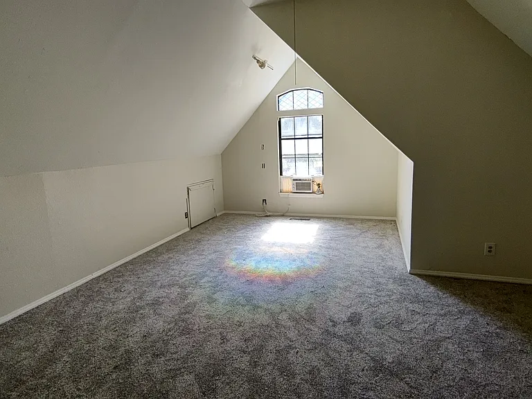 5005 S Poplar Ave — Photo 20