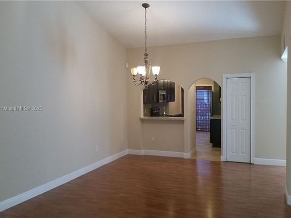5th image of 11071 SW 11th Pl #124
