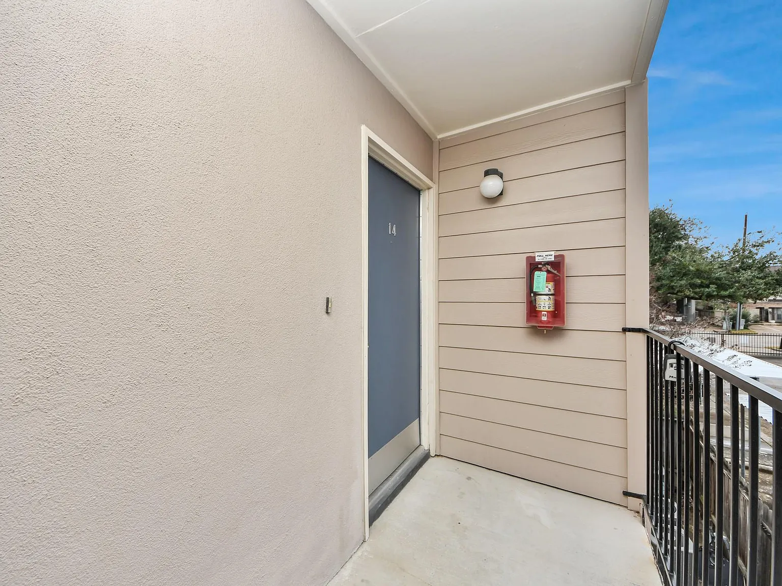 2 bed, 2.0 bath, 1245 sqft, $1,700 — Photo 4