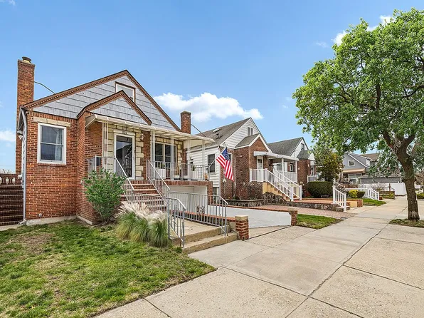 524 127th Bch Unit 2, Rockaway Park, NY 11694