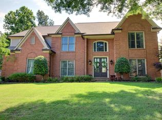 1166 Morganshire Dr, Collierville, TN 38017