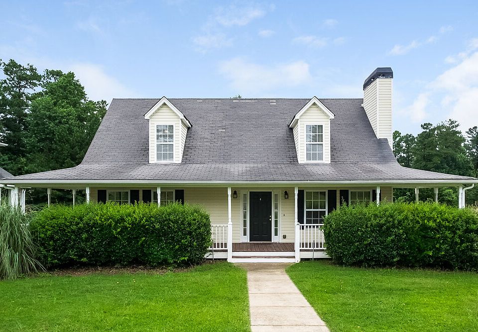 1st image of 19 Colonial Way