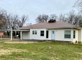 236 Jefferson Ave, Newport, TN 37821
