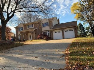 36964 Fox Run, Farmington Hills, MI 48331