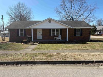 401 S 7th St, Petersburg, IN, 47567