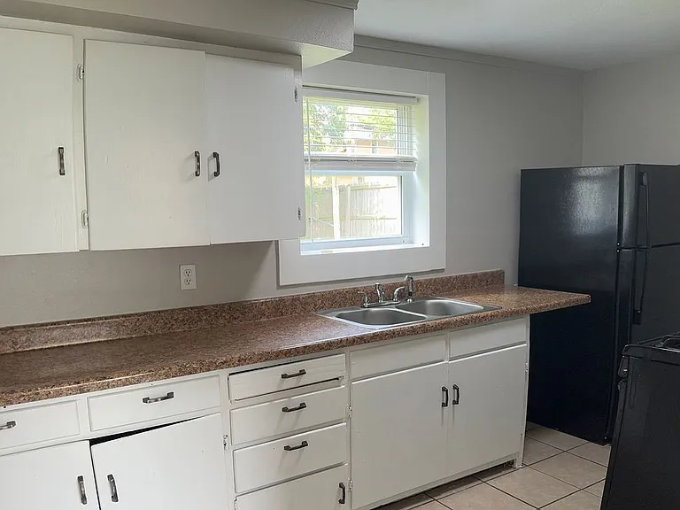408 W Grove Ave #B — Photo 17