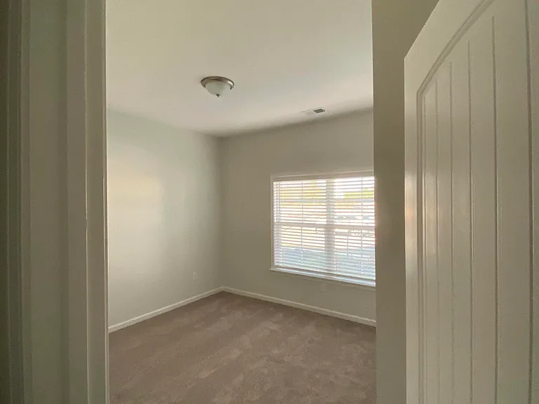 5728 Park West Cir — Photo 5