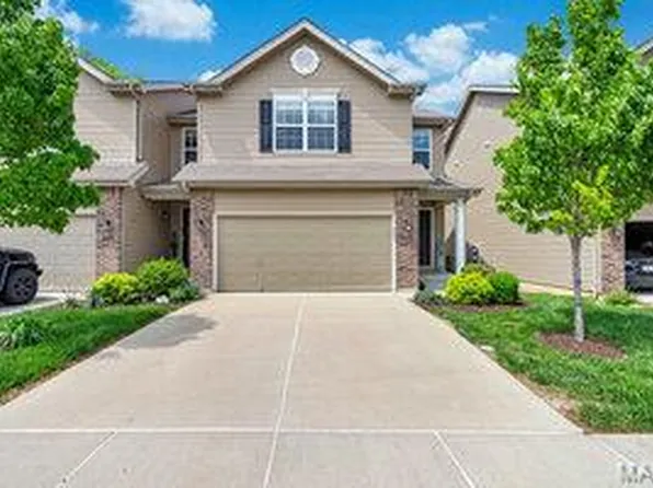 5117 Tesson Grove Dr, Saint Louis, MO 63128