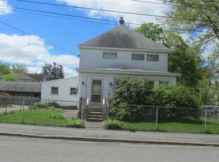 2250 1st St, Schenectady, NY 12303