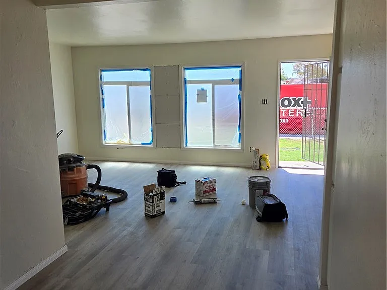 431 N Sepulveda Ave — Photo 4