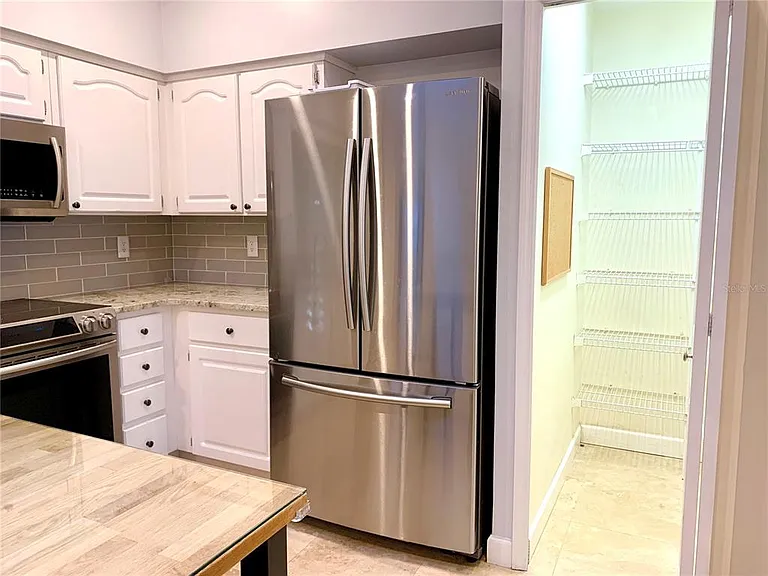 1177 Baltic Ln — Photo 18