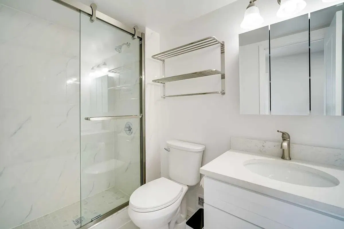 2 bed, 850 sqft, $1,900 — Photo 4