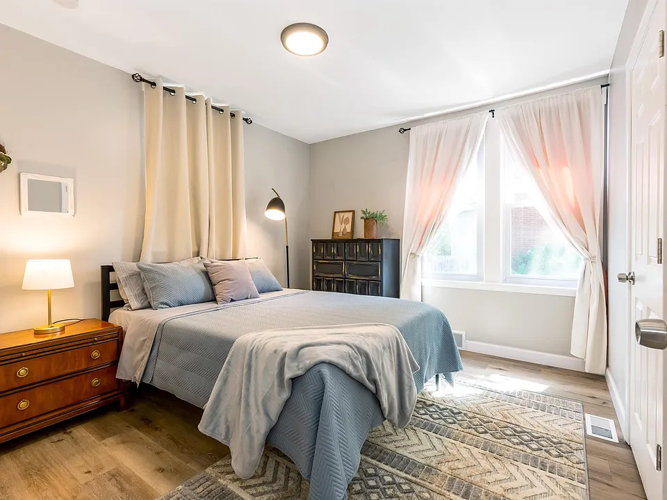 278 Euclid St #3BR