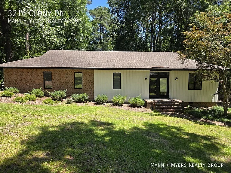 3216 Cluny Dr — Photo 3