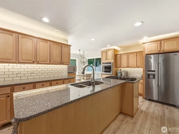 956 SE Garrison Drive, College Place, WA 99324