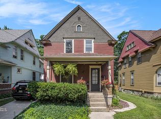 329 Hollister Ave SE, Grand Rapids, MI 49506