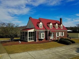 307 W Grayson St, Galax, VA 24333