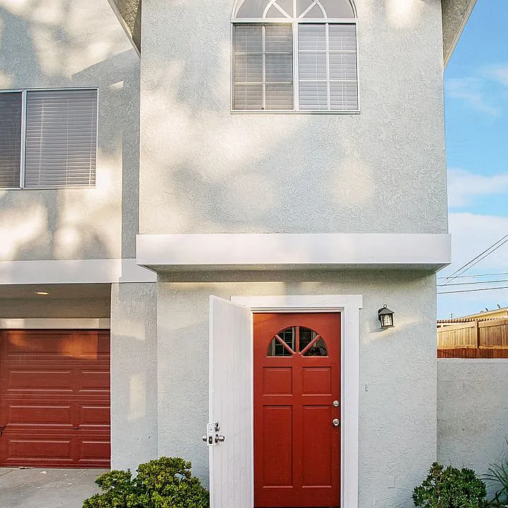 Linden Avenue Triplex