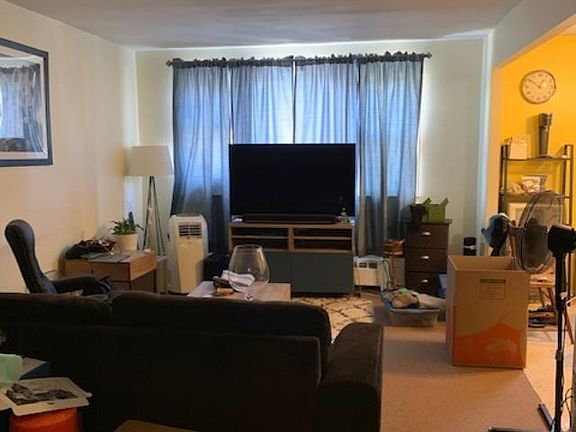 5th image of 3129 37th St #2