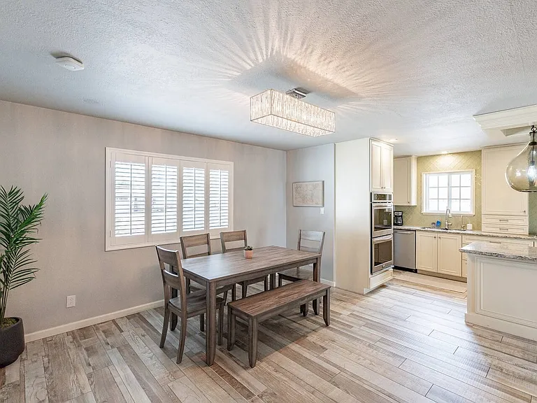 8708 E Vista Dr — Photo 12