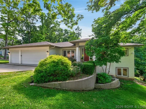 201 Palmer Dr, Lake Ozark, MO 65049