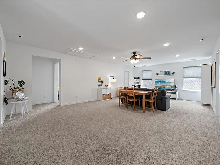 21307 Fresno Brook Cir — Photo 34