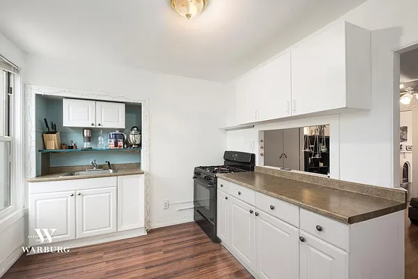 Rented by Warburg | media 22