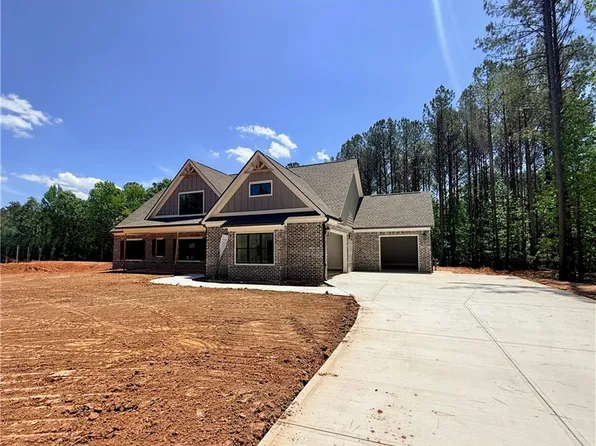 617 Shepherds Xing, Oxford, GA 30054