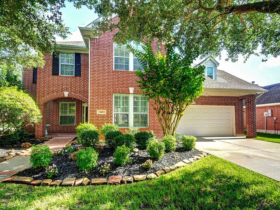 1st image of 3105 Maple Hill Dr